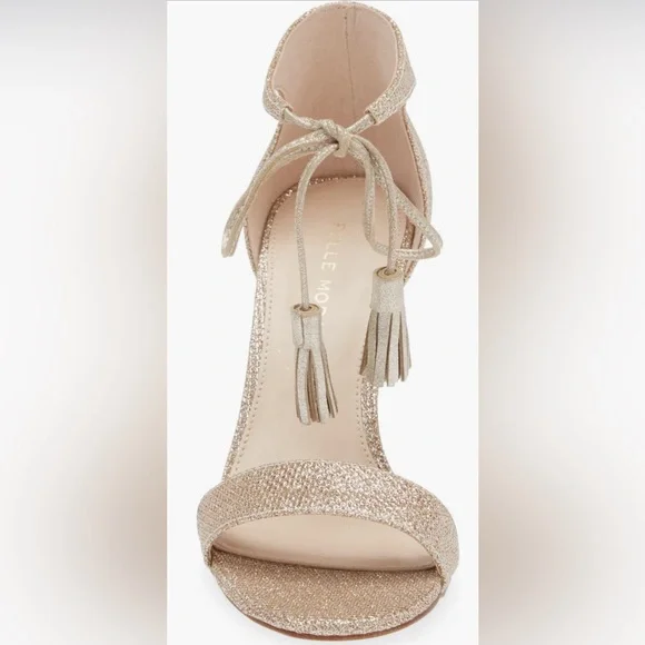 Pelle Moda Roz Mid Heel - size 10 - Gold - ankle ties with tassels - Picture 11 of 12